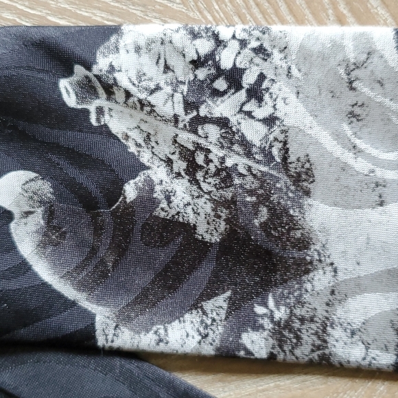 Steven Harris handmade necktie - Picture 2 of 5